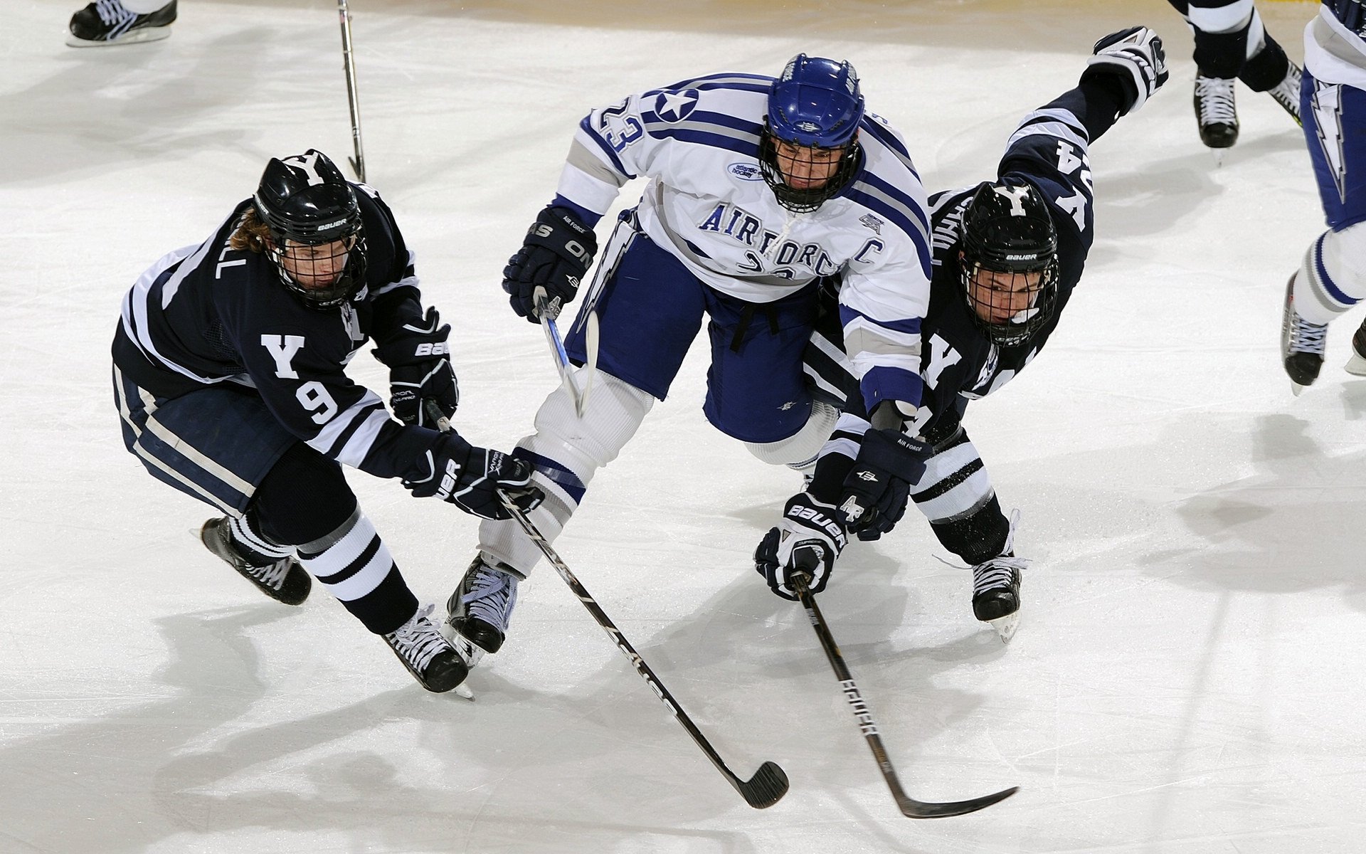 _野外探险越野赛：探索未知，挑战极限_，越野冒险