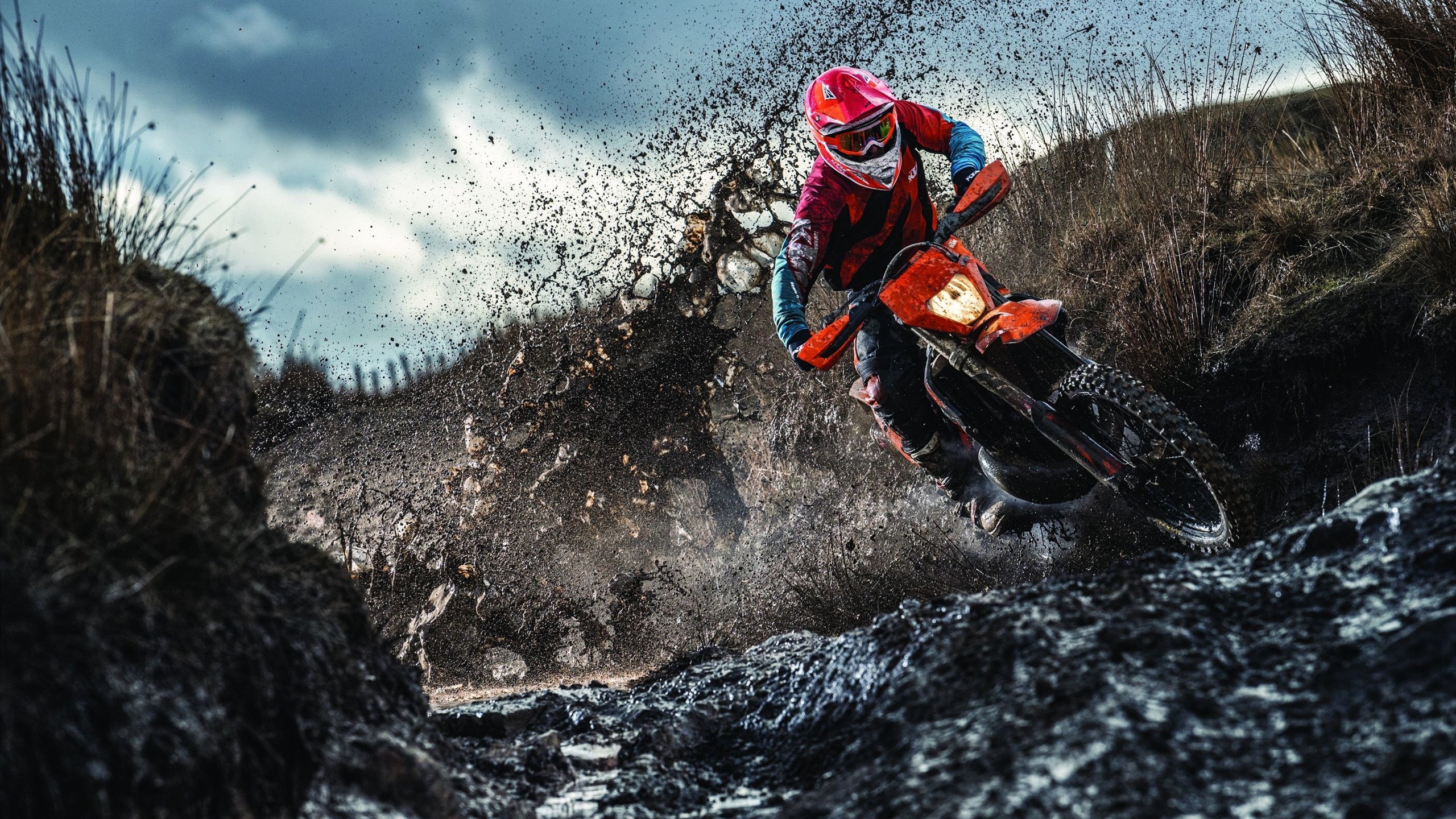 “中国足球新政出台，推动行研和青训深融合”，中国足球青训体系现状